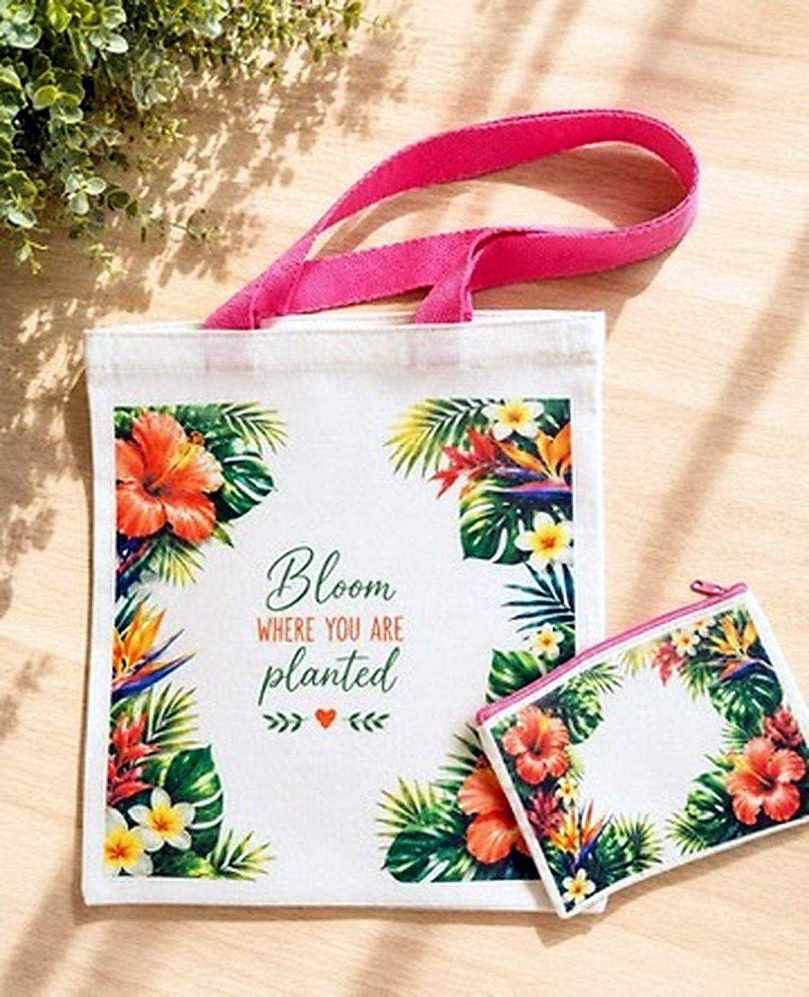 large color-handle tote with matching zip pouch